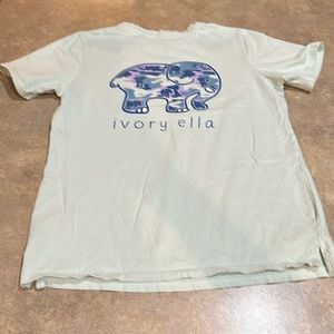 Women’s ivory Ella T-shirt size medium